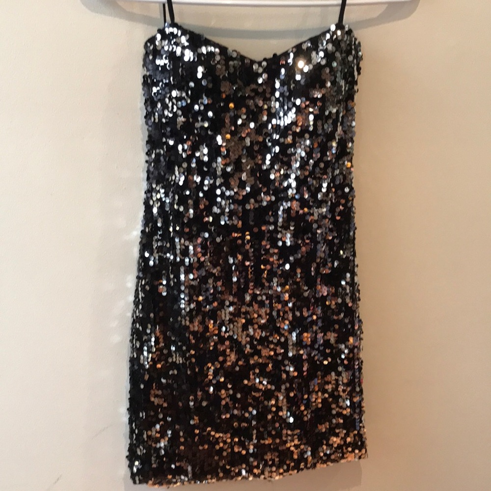 Sparkly strapless dress